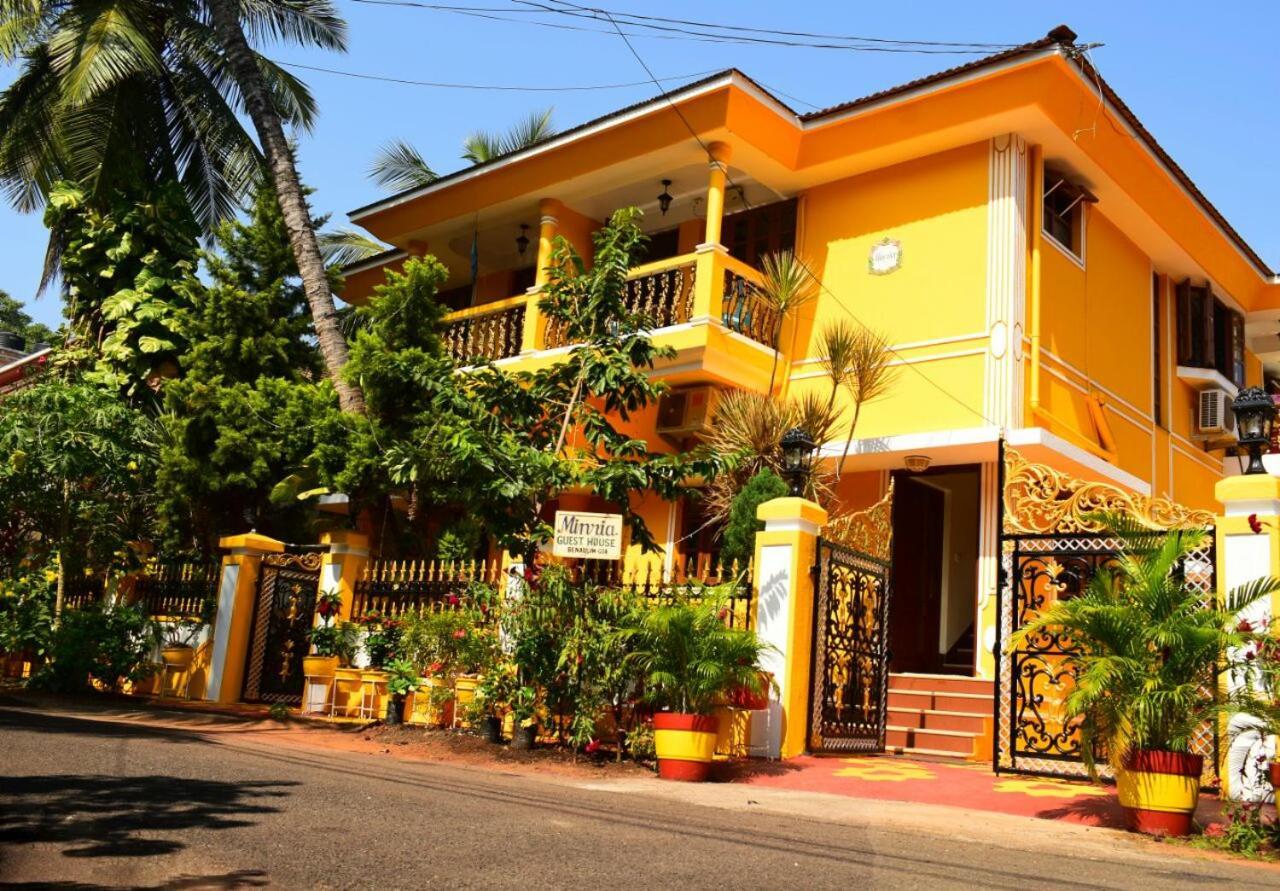 Minria Guest House Бенаулим Экстерьер фото